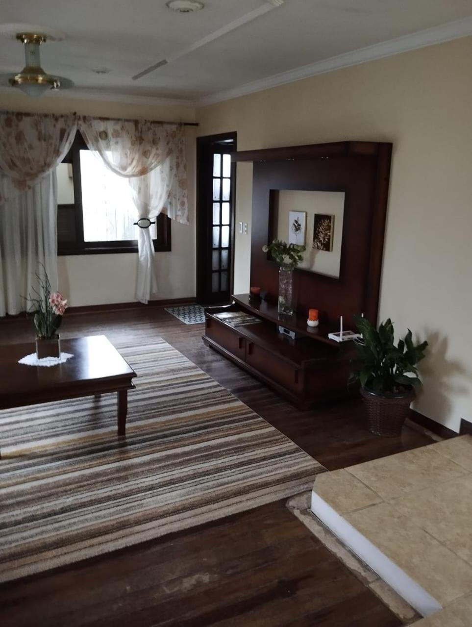 فندق Residencial Pine House كانيلا المظهر الخارجي الصورة