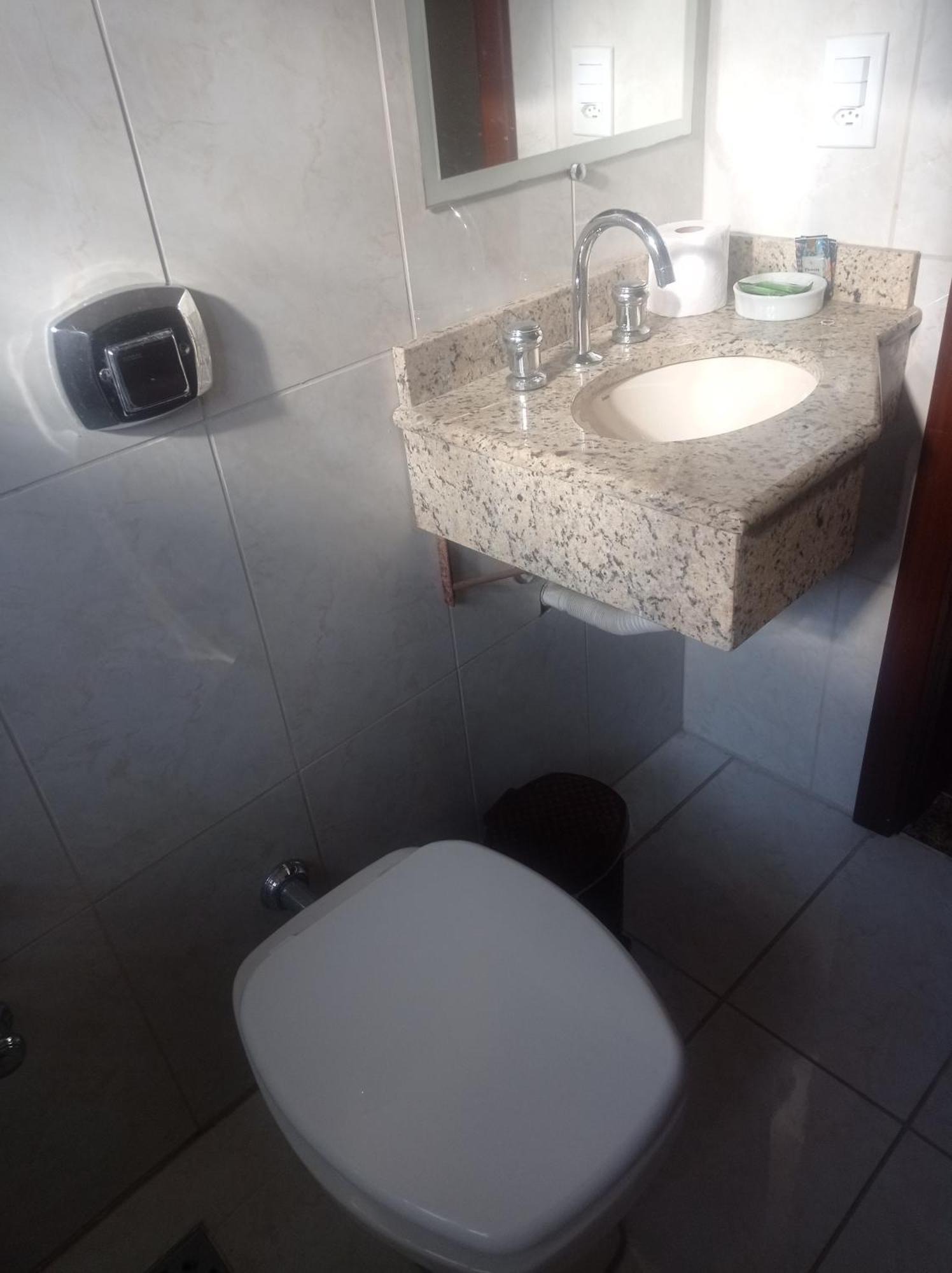 فندق Residencial Pine House كانيلا المظهر الخارجي الصورة